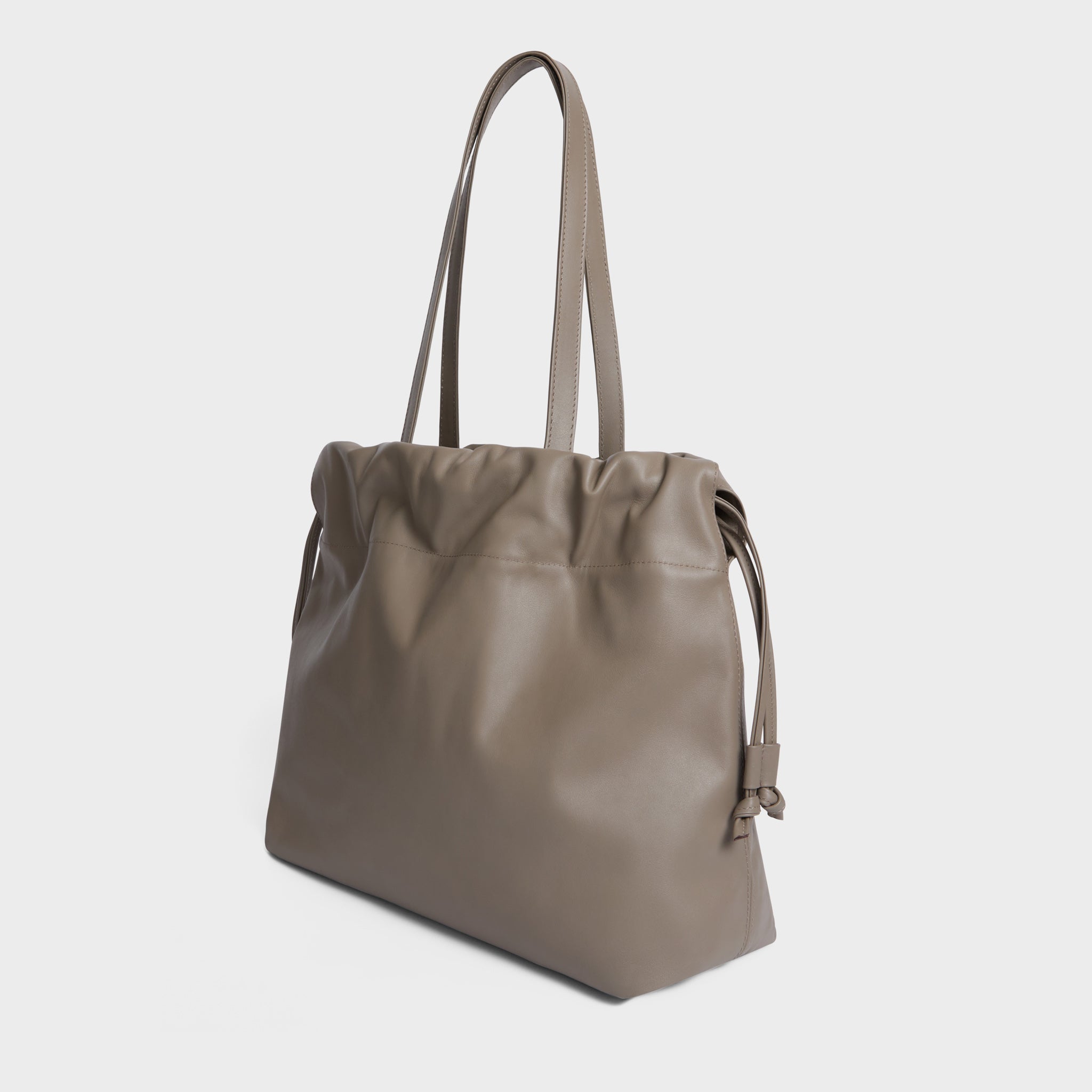 ASISI TOTE