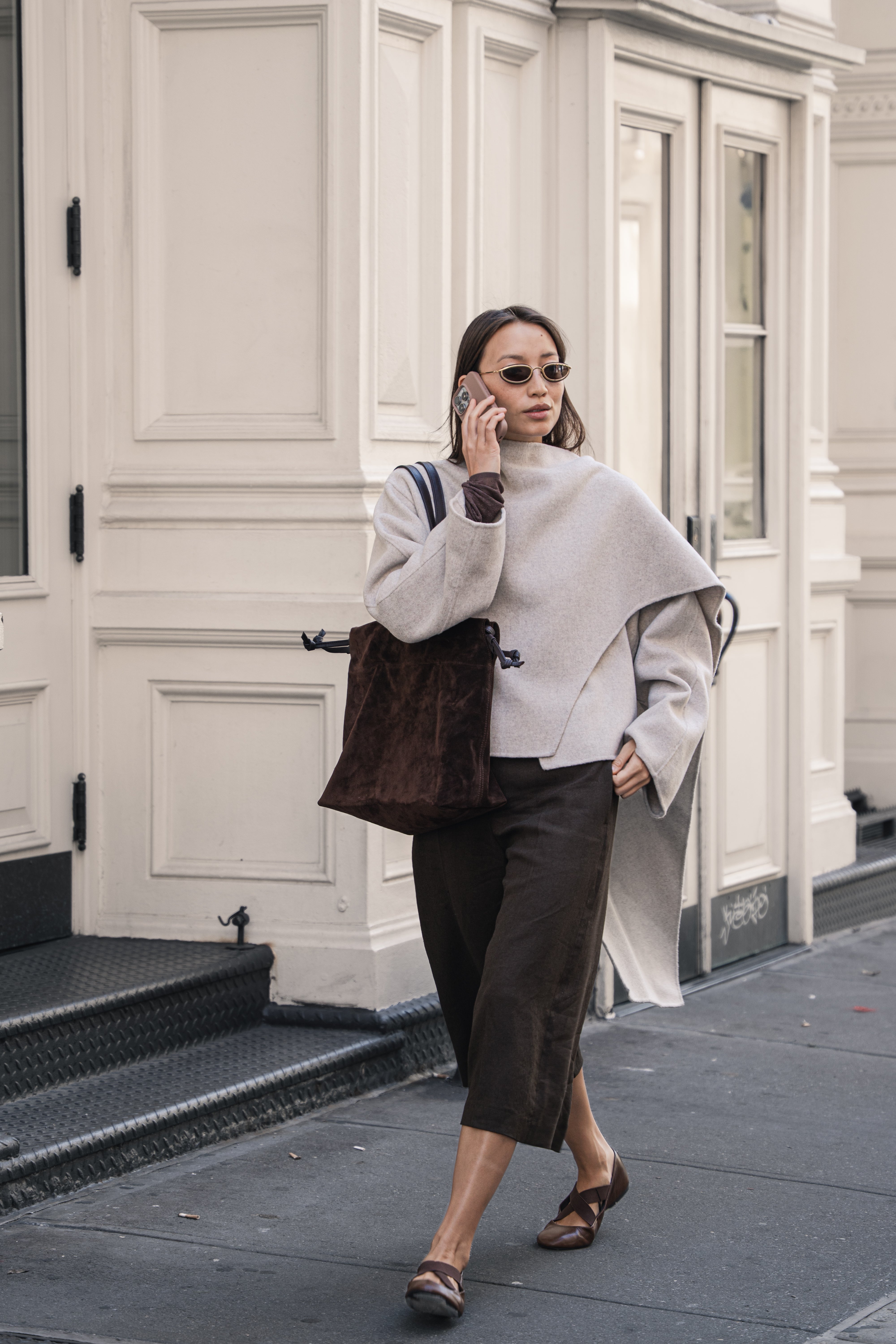 ASISI TOTE
