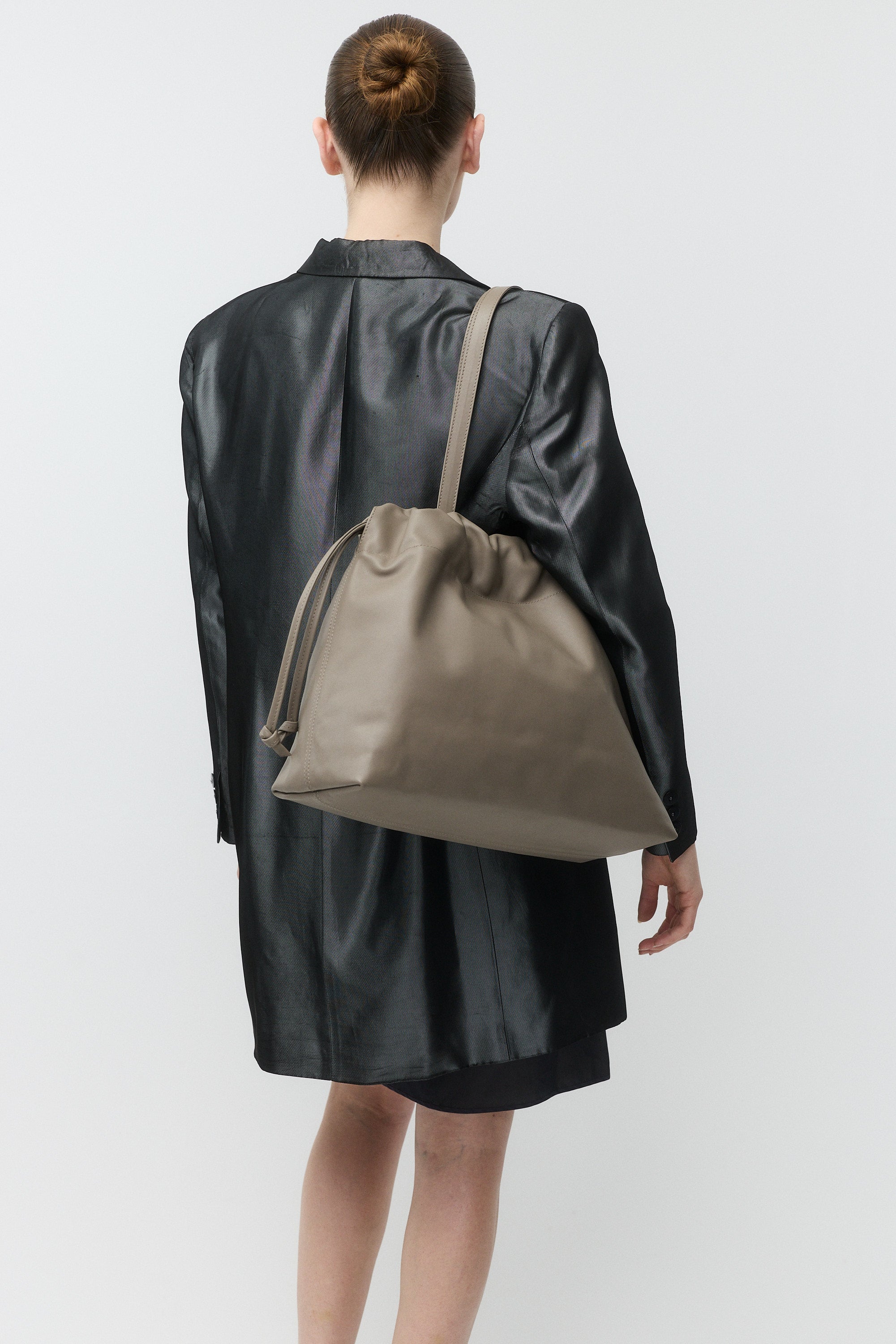 ASISI TOTE