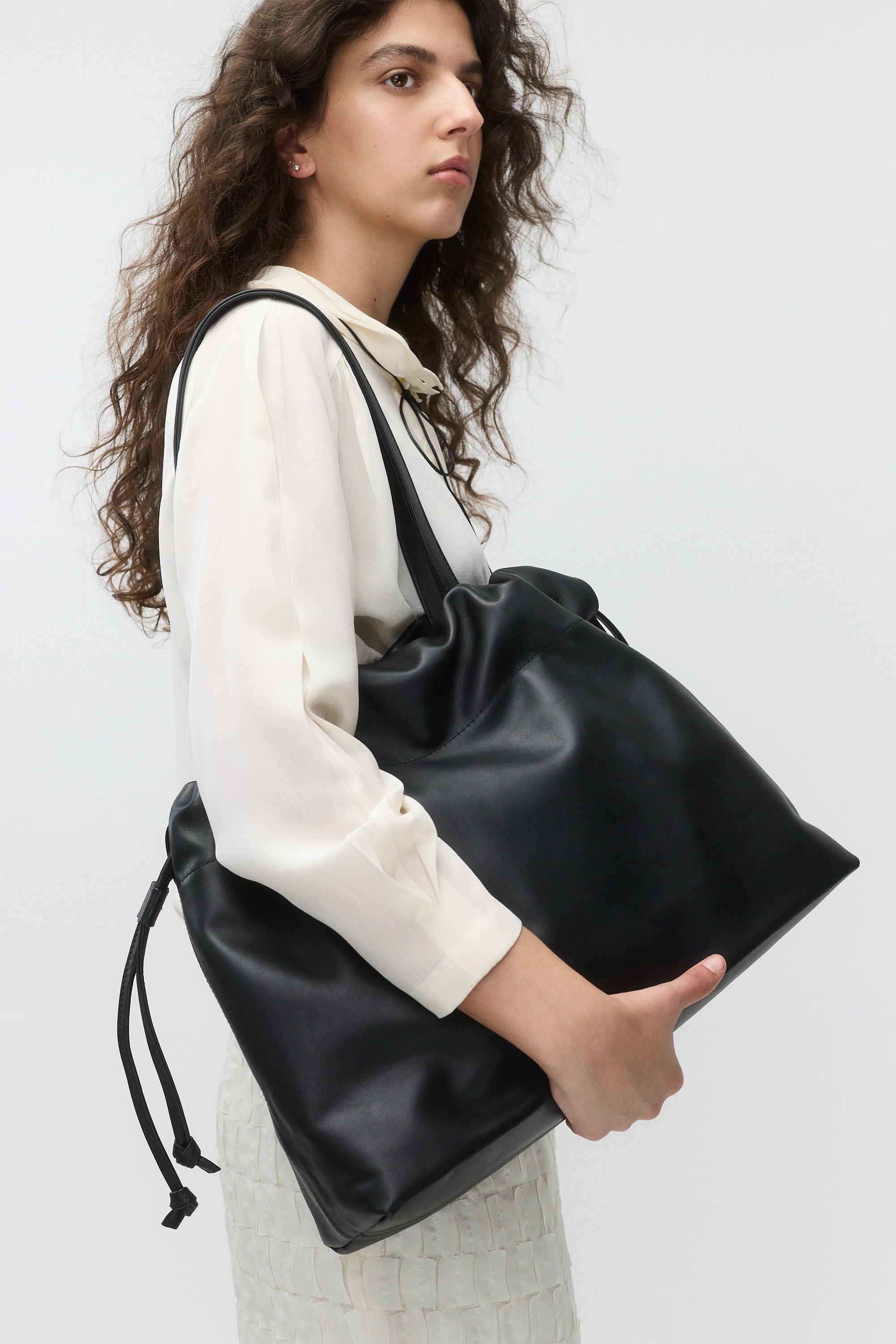 ASISI TOTE
